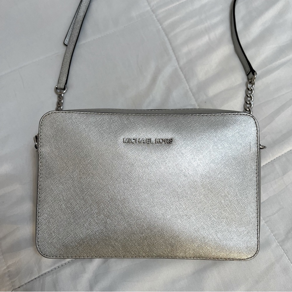 Michael Kors Jet Set Crossbody Bag